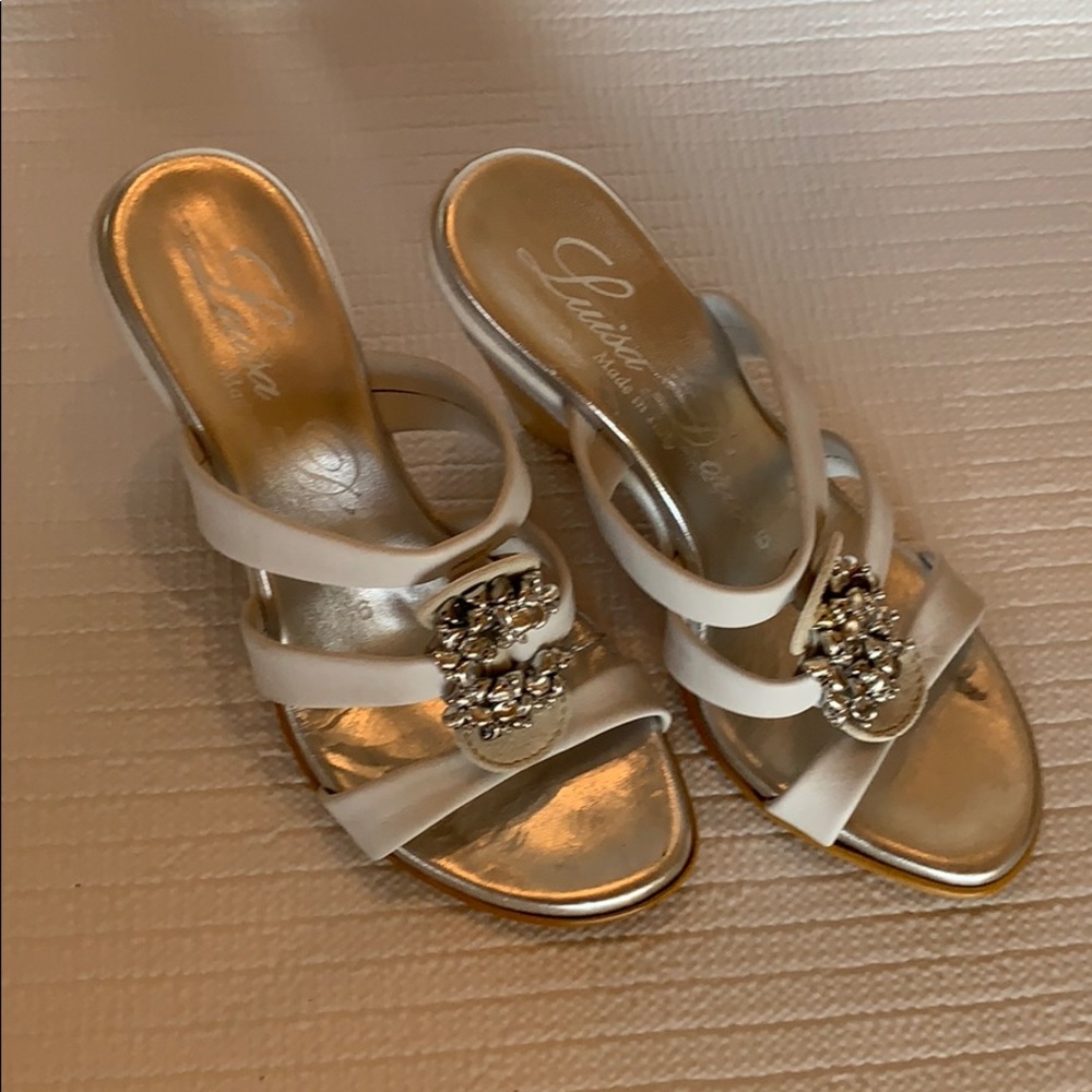 Silver and white sandals made in Italy. Size 6